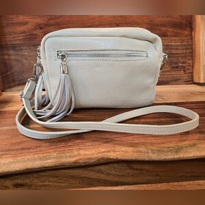 ITALIAN LEATHER cream color Crossbody Bag